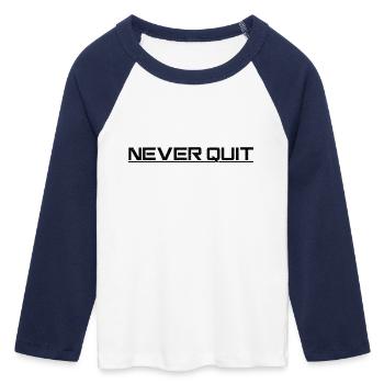 Never Quit Ausdauer Motiv - Frauen Cropped Baseball T-Shirt 3/4 Arm - Weiß/Navy  - Vorne - Maraike (178cm)