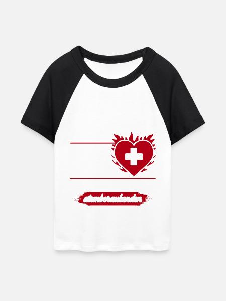 SCHWEIZER - MEIN HERZ BRENNT - Frauen Cropped Baseball T-Shirt - Weiß/Schwarz