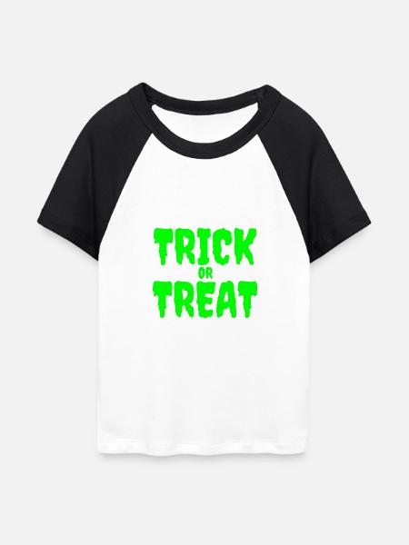 Im Dunkeln leuchtendes Süßes-oder-Saures-Design - Frauen Cropped Baseball T-Shirt - Weiß/Schwarz
