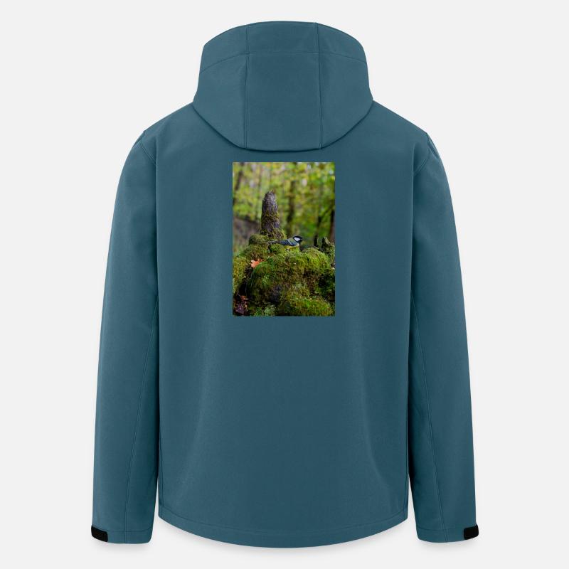 Moosiger Waldvogel In Ruhiger Lichtung - Recycelte Männer Softshell-Jacke von Stanley/Stella - Dunkles Petrol
