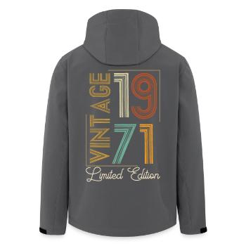 Jahrgang 1971 Limitierte Auflage zur Perfektion gereift - Recycelte Männer Softshell-Jacke von Stanley/Stella - Schwarz - Hinten - AI Model Male 185 light (185cm)