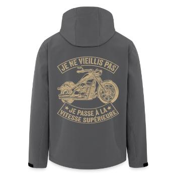 Lustiger Motorradfahrer, ich gehe einen Gang höher - Recycelte Männer Softshell-Jacke von Stanley/Stella - Schwarz - Hinten - AI Model Male 185 light (185cm)