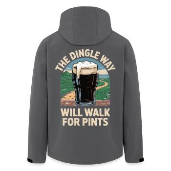Bier T-Shirt The Dingle Way – Irisches Pub Motiv - Recycelte Männer Softshell-Jacke von Stanley/Stella - Schwarz - Hinten - AI Model Male 185 light (185cm)