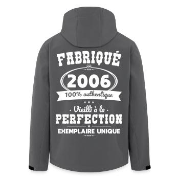 Hergestellt 2006 – Perfekt gereift - Recycelte Männer Softshell-Jacke von Stanley/Stella - Anthrazit - Hinten - AI Model Male 185 light (185cm)