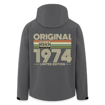 Originale Retro-Hits von 1974 - Recycelte Männer Softshell-Jacke von Stanley/Stella - Schwarz - Hinten - AI Model Male 185 light (185cm)