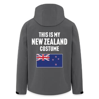 C’est mon costume néo-zélandais - Veste softshell homme en polyester recyclé Stanley/Stella - noir - Dos - AI Model Male 185 light (185cm)