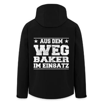 Aus dem Weg Baker im Einsatz Design - Recycelte Männer Softshell-Jacke von Stanley/Stella - Schwarz - Hinten - AI Model Male 185 light (185cm)