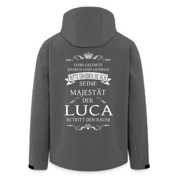 Seine Majestät der Luca betritt den Raum - Recycelte Männer Softshell-Jacke von Stanley/Stella - Anthrazit - Hinten - AI Model Male 185 light (185cm)