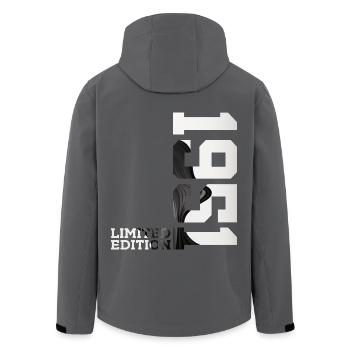 LIMITED EDITION 1951 75. GEBURTSTAG - Recycelte Männer Softshell-Jacke von Stanley/Stella - Anthrazit - Hinten - AI Model Male 185 light (185cm)