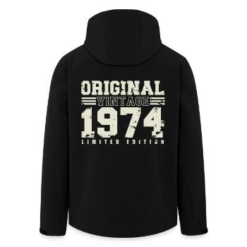 1974 Jahrgang geboren Geburtstag Geschenk - Recycelte Männer Softshell-Jacke von Stanley/Stella - Schwarz - Hinten - AI Model Male 185 light (185cm)