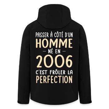 Geboren 2006 – Naht der Perfektion näher - Recycelte Männer Softshell-Jacke von Stanley/Stella - Schwarz - Hinten - AI Model Male 185 light (185cm)