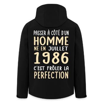 Anniversaire 40 ans - Né en Juillet 1986 - Veste softshell homme en polyester recyclé Stanley/Stella - noir - Dos - AI Model Male 185 light (185cm)