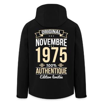 50. Jahrestag - Original - November 1975 - Recycelte Männer Softshell-Jacke von Stanley/Stella - Schwarz - Hinten - AI Model Male 185 light (185cm)