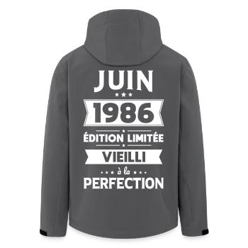Anniversaire 40 ans - Juin 1986 Perfection - Veste softshell homme en polyester recyclé Stanley/Stella - noir - Dos - AI Model Male 185 light (185cm)
