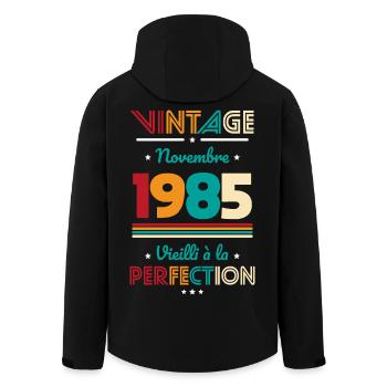 Anniversaire 40 ans - Vintage - Novembre 1985 - Veste softshell homme en polyester recyclé Stanley/Stella - noir - Dos - AI Model Male 185 light (185cm)