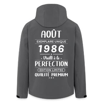 Anniversaire 40 ans - Août 1986 Perfection - Veste softshell homme en polyester recyclé Stanley/Stella - noir - Dos - AI Model Male 185 light (185cm)