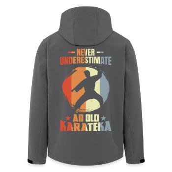Ne sous-estimez jamais un vieux karatéka - Veste softshell homme en polyester recyclé Stanley/Stella - noir - Dos - AI Model Male 185 light (185cm)