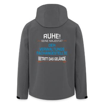Verwaltungsfachangestellte Beruf - Recycelte Männer Softshell-Jacke von Stanley/Stella - Schwarz - Hinten - AI Model Male 185 light (185cm)