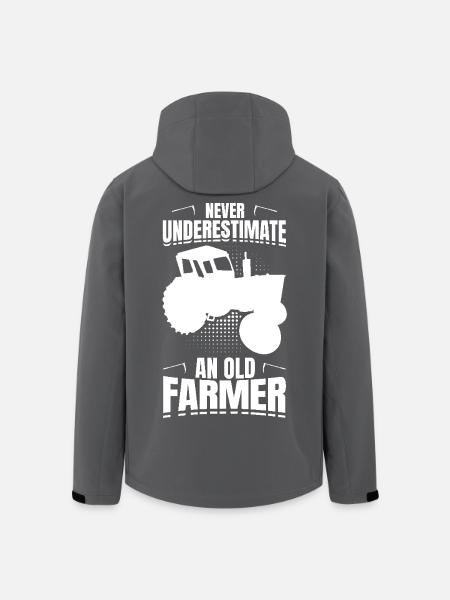 Never underestimate an old farmer - Men’s Recycled Softshell Jacket by Stanley/Stella - black
