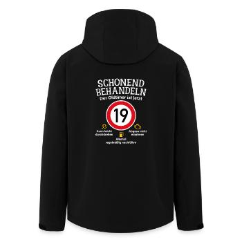 19. Geburtstag Schonend Behandeln Oldtimer Ist 19 - Recycelte Männer Softshell-Jacke von Stanley/Stella - Schwarz - Hinten - AI Model Male 185 light (185cm)
