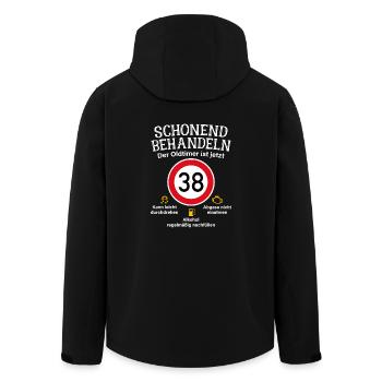 38. Geburtstag Schonend Behandeln Oldtimer Ist 38 - Recycelte Männer Softshell-Jacke von Stanley/Stella - Schwarz - Hinten - AI Model Male 185 light (185cm)