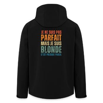 Ich bin nicht perfekt, aber blond - Recycelte Männer Softshell-Jacke von Stanley/Stella - Schwarz - Hinten - AI Model Male 185 light (185cm)