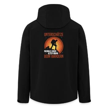 Unterschätze alten Mann beim Wandern Spruch - Recycelte Männer Softshell-Jacke von Stanley/Stella - Schwarz - Hinten - AI Model Male 185 light (185cm)