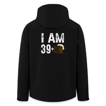 Ich bin 39 plus Geburtstagsbier - Recycelte Männer Softshell-Jacke von Stanley/Stella - Schwarz - Hinten - AI Model Male 185 light (185cm)