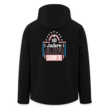 Airsoft Jubiläum 10 Jahre Trainerin Spielerin - Recycelte Männer Softshell-Jacke von Stanley/Stella - Schwarz - Hinten - AI Model Male 185 light (185cm)