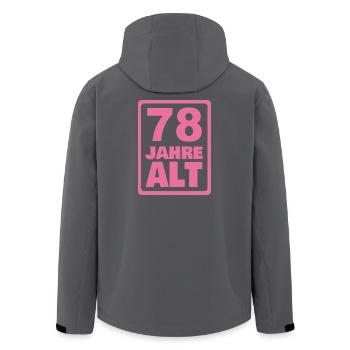 Jahr 78 - Recycelte Männer Softshell-Jacke von Stanley/Stella - Schwarz - Hinten - AI Model Male 185 light (185cm)