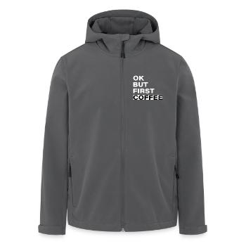 OK, aber erstmal: Kaffee - typografischer Slogan - Recycelte Männer Softshell-Jacke von Stanley/Stella - Anthrazit - Vorne - AI Model Male 185 light (185cm)