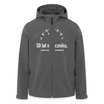 50. Geburtstag des Automobil- und Autofan-Zählers - Recycelte Männer Softshell-Jacke von Stanley/Stella - Anthrazit - Vorne - AI Model Male 185 light (185cm)