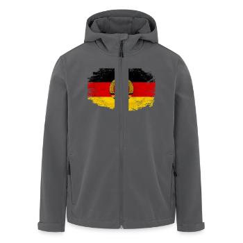 DDR Flagge - Vintage Look - Recycelte Männer Softshell-Jacke von Stanley/Stella - Schwarz - Vorne - AI Model Male 185 light (185cm)