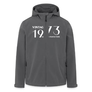 Jahrgang 1973 bis zur Perfektion gealtert - Recycelte Männer Softshell-Jacke von Stanley/Stella - Schwarz - Vorne - AI Model Male 185 light (185cm)