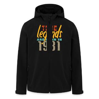 Die True Legends wurden 1981 geboren. Jahr 2025. - Recycelte Männer Softshell-Jacke von Stanley/Stella - Schwarz - Vorne - AI Model Male 185 light (185cm)