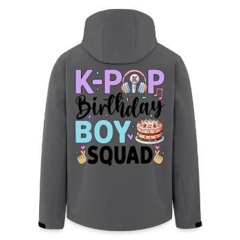 K-Pop Birthday Boy Squad - Recycelte Männer Softshell-Jacke von Stanley/Stella - Anthrazit - Hinten - AI Model Male 185 light (185cm)