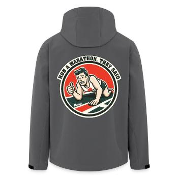 Lauf einen Marathon, haben sie gesagt - Recycelte Männer Softshell-Jacke von Stanley/Stella - Anthrazit - Hinten - AI Model Male 185 light (185cm)