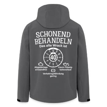 Schonend Behandeln 40. Geburtstag Altes Wrack 40 - Recycelte Männer Softshell-Jacke von Stanley/Stella - Anthrazit - Hinten - AI Model Male 185 light (185cm)