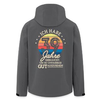 39. Geburtstag Geschenk Habe 39 Jahre Gebraucht - Recycelte Männer Softshell-Jacke von Stanley/Stella - Anthrazit - Hinten - AI Model Male 185 light (185cm)