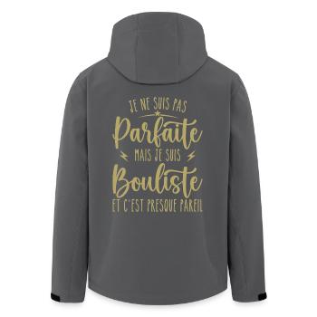 Nicht perfekt, aber ich bin ein Bowler-Pétanque-Geschenk - Recycelte Männer Softshell-Jacke von Stanley/Stella - Anthrazit - Hinten - AI Model Male 185 light (185cm)