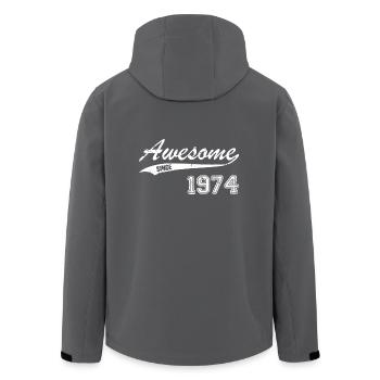 1974 T-Shirt Geschenk Idee Geburtstag Awesome - Recycelte Männer Softshell-Jacke von Stanley/Stella - Anthrazit - Hinten - AI Model Male 185 light (185cm)