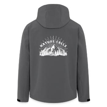 Nature calls Geschenk Berge Wald Berg Baum Bäume - Recycelte Männer Softshell-Jacke von Stanley/Stella - Anthrazit - Hinten - AI Model Male 185 light (185cm)