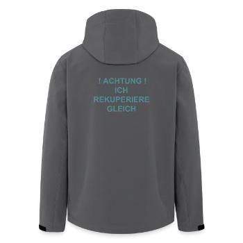 Achtung ich rekuperiere gleich Elektroauto - Recycelte Männer Softshell-Jacke von Stanley/Stella - Anthrazit - Hinten - AI Model Male 185 light (185cm)