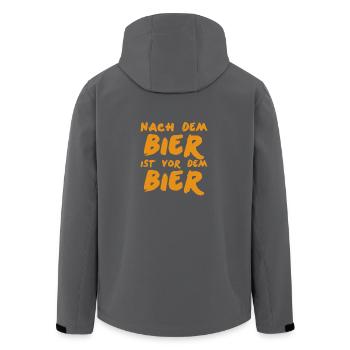 Nach dem Bier ist vor dem Bier Geschenkidee - Recycelte Männer Softshell-Jacke von Stanley/Stella - Anthrazit - Hinten - AI Model Male 185 light (185cm)