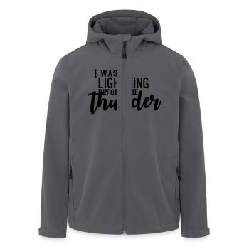 I Was Lightning Before The Thunder - Veste softshell homme en polyester recyclé Stanley/Stella - charbon - Devant - AI Model Male 185 light (185cm)