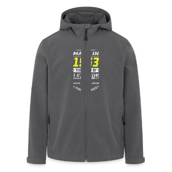 MADE IN 1963 - Recycelte Männer Softshell-Jacke von Stanley/Stella - Anthrazit - Vorne - AI Model Male 185 light (185cm)