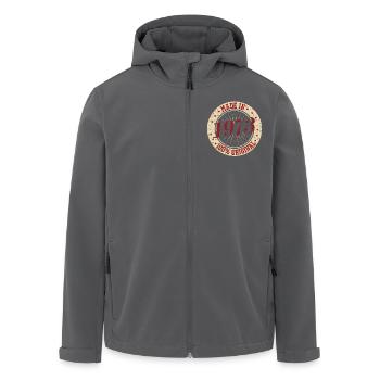 Fabriqué en 1973 Anniversaire - Veste softshell homme en polyester recyclé Stanley/Stella - charbon - Devant - AI Model Male 185 light (185cm)