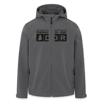 Geboren in der DDR - Recycelte Männer Softshell-Jacke von Stanley/Stella - Anthrazit - Vorne - AI Model Male 185 light (185cm)