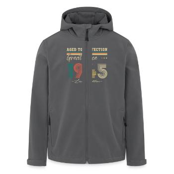 Ausgezeichnet seit 1945 Vintage Geburtstagsgeschenk - Recycelte Männer Softshell-Jacke von Stanley/Stella - Anthrazit - Vorne - AI Model Male 185 light (185cm)
