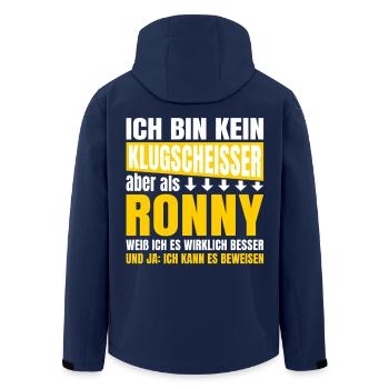 Ich bin kein Klugscheißer Ronny - Recycelte Männer Softshell-Jacke von Stanley/Stella - Navy - Hinten - AI Model Male 185 light (185cm)
